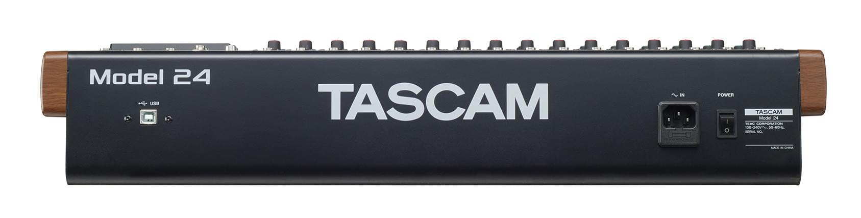 Tascam Model 24 �������� �����. USB ���������, 12 ���� � 4 ������ ������